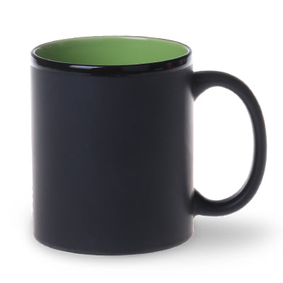 schwarz-matte-tasse-matter-becher-innen-gruen