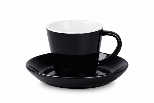 chwarze-espresso-tasse-mit-hoher-untertasse-schwarz